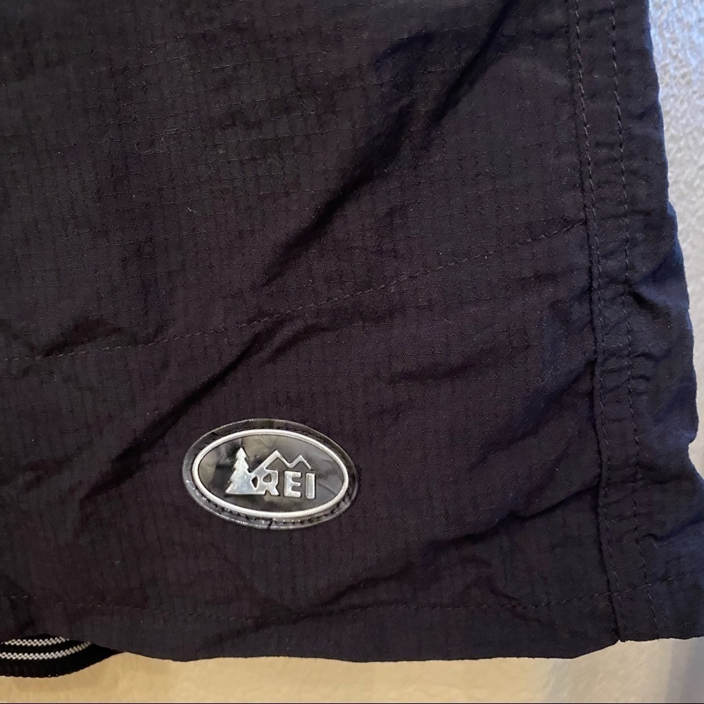 NWT~Vintage REI Women Mountain Light Weight Shorts Size Large - Picture 2 of 9